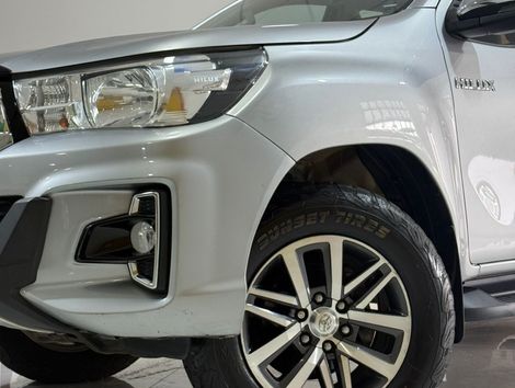 Toyota Hilux CD SRV 4x4 2.8 TDI Diesel Aut.
