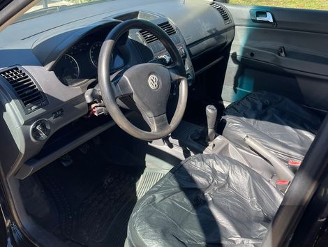VolksWagen Polo Sedan 1.6 Mi Total Flex 8V 4p