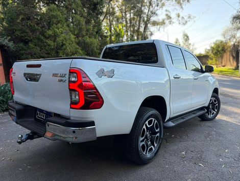 Toyota Hilux CD SRX 4x4 2.8 TDI 16V Diesel Aut.