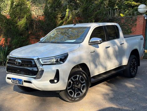 Toyota Hilux CD SRX 4x4 2.8 TDI 16V Diesel Aut.
