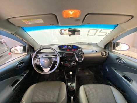 Toyota ETIOS X Plus Sedan 1.5 Flex 16V 4p Aut.