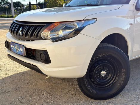 Mitsubishi L200 Triton MotorSports HPE 2.4 Dies.
