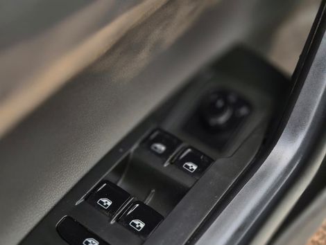VolksWagen Polo 1.6 MSI Flex 16V 5p