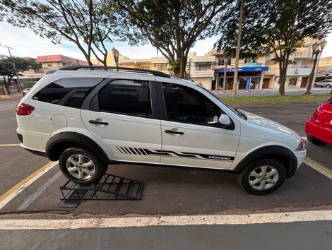 Fiat Palio Weekend Trekking 1.6 Flex 16V 5p