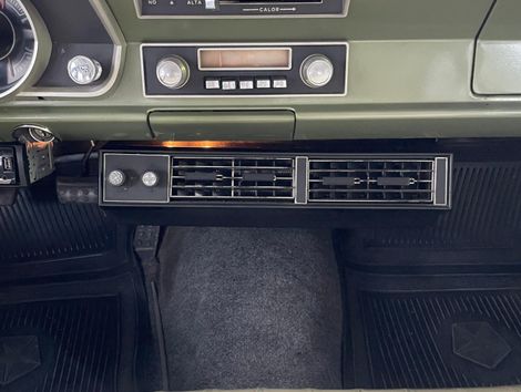 Dodge Sedan 4 portas