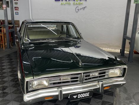 Dodge Sedan 4 portas