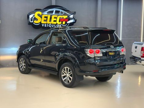 Toyota Hilux CD SRV D4-D 4x4 3.0  TDI Dies