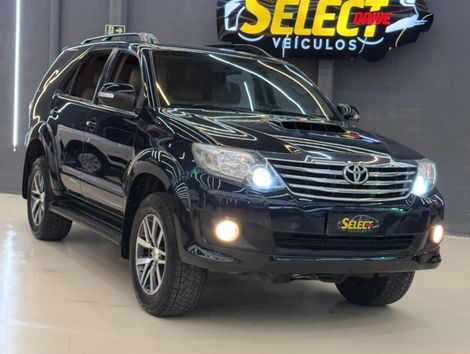 Toyota Hilux CD SRV D4-D 4x4 3.0  TDI Dies