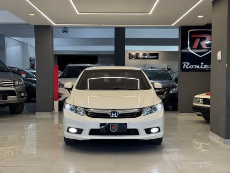 Honda Civic Sedan LXS 1.8/1.8 Flex 16V Mec. 4p