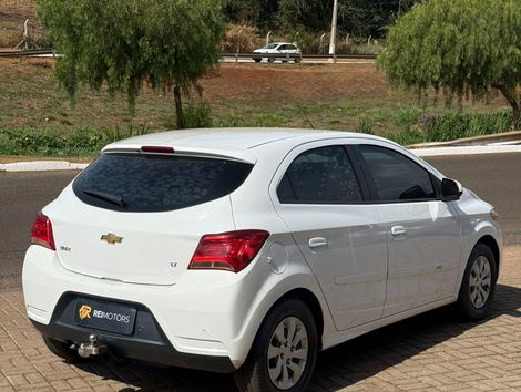 Chevrolet ONIX HATCH LT 1.0 8V FlexPower 5p Mec.