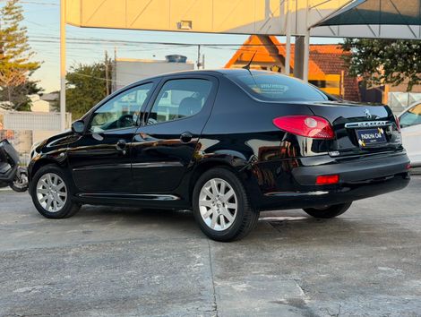 Peugeot 207 Sedan Passion XS 1.6 Flex 16V 4p