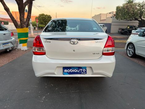 Toyota ETIOS XS Sedan 1.5 Flex 16V 4p Aut.