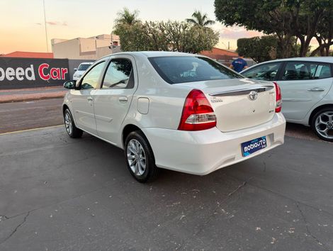 Toyota ETIOS XS Sedan 1.5 Flex 16V 4p Aut.