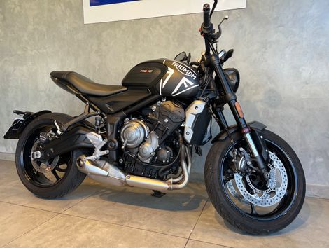 TRIUMPH TRIDENT 660