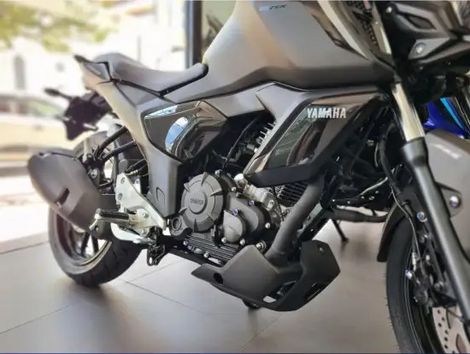 YAMAHA FZ15