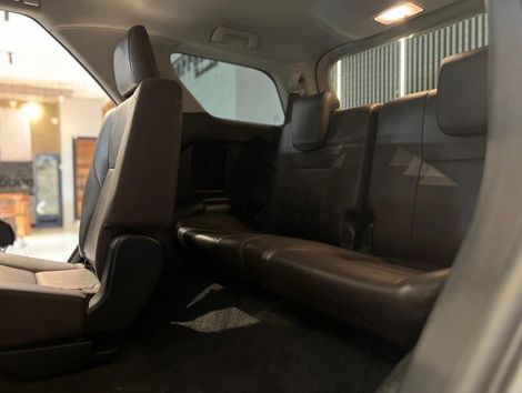Toyota Hilux SW4 SRV 4x2 2.7 Flex 16V Aut.