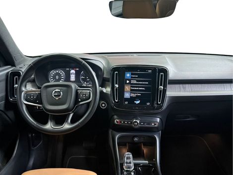 Volvo XC 40 T-5 INSCRIPTION 1.5 FWD (Híbrido)