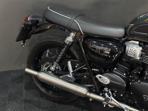 TRIUMPH BONNEVILLE T100 