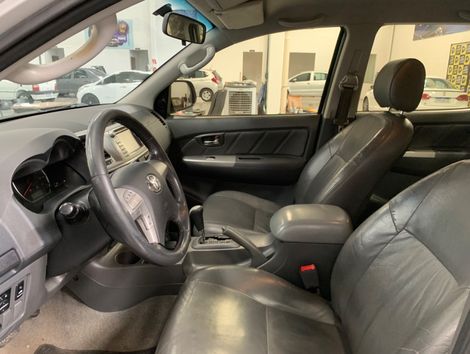 Toyota Hilux CD SRV D4-D 4x4 3.0 TDI Diesel Aut