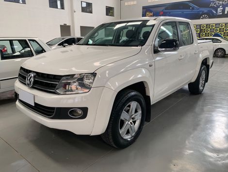 VolksWagen AMAROK Trendline CD 2.0 TDI 4X4 Dies Aut
