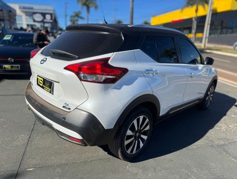 Nissan KICKS SL 1.6 16V FlexStar 5p Aut.