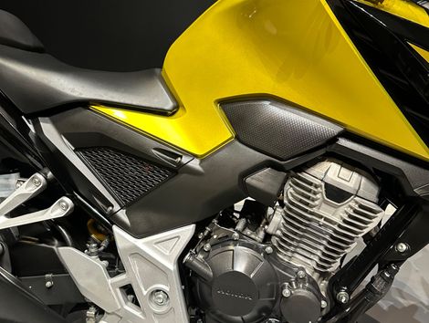 HONDA CB 300F Twister Flex