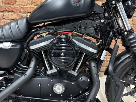Harley XL 883N IRON
