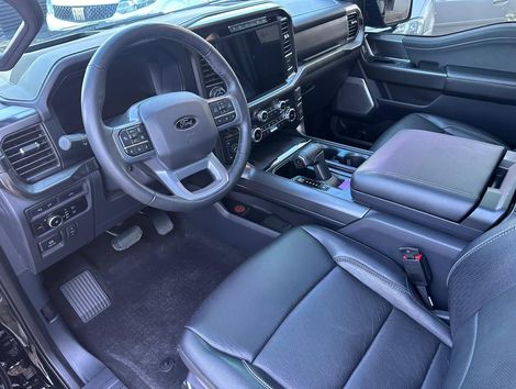 Ford F-150 Lariat Black 4x4 5.0 V8
