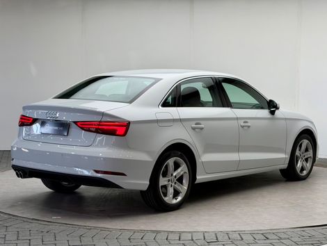 Audi A3 Sedan Prestige Plus 1.4 TFSI Flex Tip
