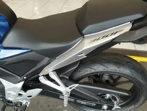 Honda CB300F Twister