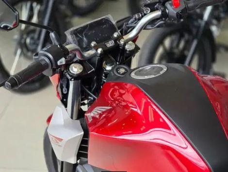Honda CB300F Twister