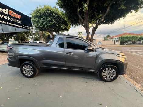 Fiat Strada Freedom 1.3 Flex 8V  CS Plus
