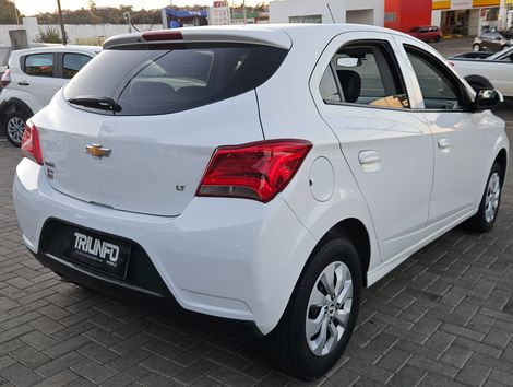 Chevrolet ONIX HATCH LT 1.0 8V FlexPower 5p Mec.