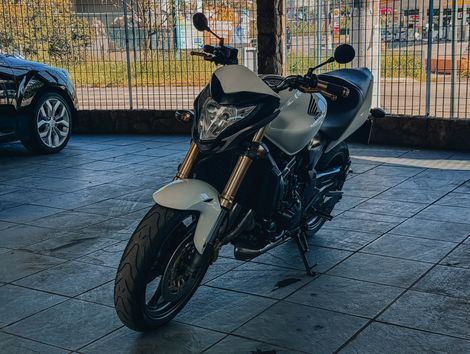 HONDA CB 600F HORNET