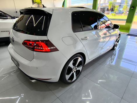 VolksWagen Golf GTi 2.0 TSI 220cv Aut.