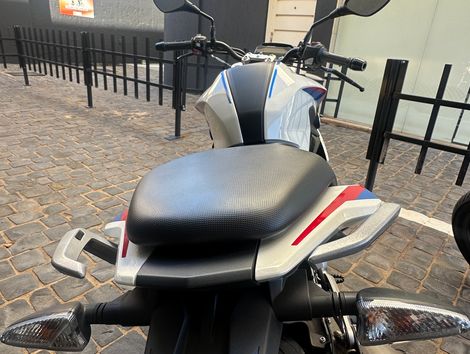 BMW G 310 R