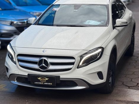 Mercedes GLA 200 Advance 1.6/1.6 TB 16V Flex Aut.