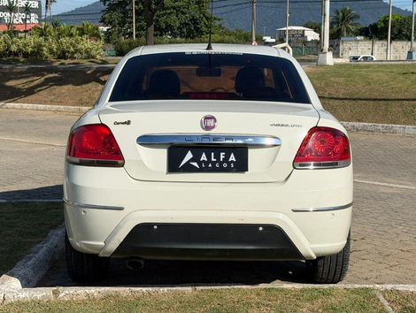 Fiat LINEA ESSENCE 1.8 Flex 16V 4p