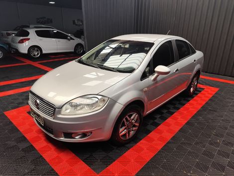 Fiat LINEA LX 1.9/ 1.8 Flex 16V Dualogic 4p