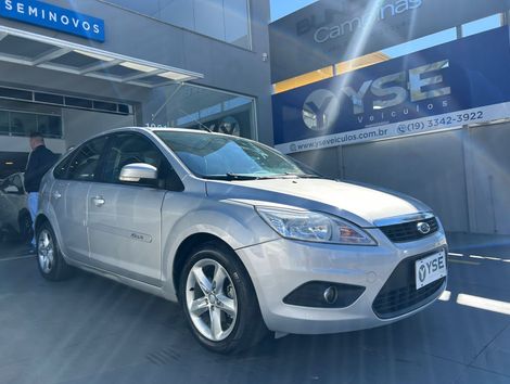 Ford Focus 1.6 S/SE/SE Plus Flex 8V/16V  5p