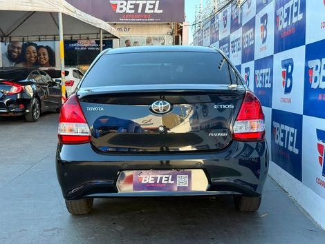 Toyota ETIOS PLATINUM 1.5 Flex 16V 4p Aut.