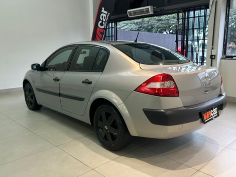 Renault Megane Sedan Expression Hi-Flex 1.6 16V