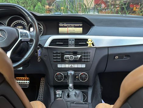 Mercedes C-63 AMG 6.2 V8 Aut.