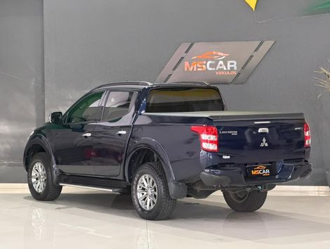 Mitsubishi L200 Triton Sport HPE-S 2.4 CD Dies. Aut