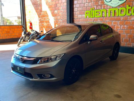 Honda Civic Sedan LXS 1.8/1.8 Flex 16V Aut. 4p