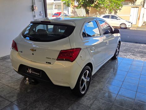 Chevrolet ONIX HATCH LTZ 1.4 8V FlexPower 5p Aut.