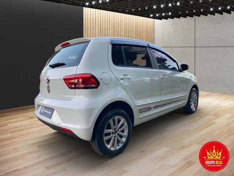 VolksWagen Fox Connect 1.6 Flex 8V 5p