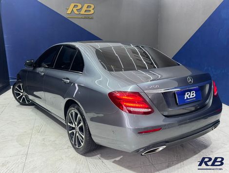Mercedes E-250 CGI Avantgarde 2.0 TB 211cv Aut.