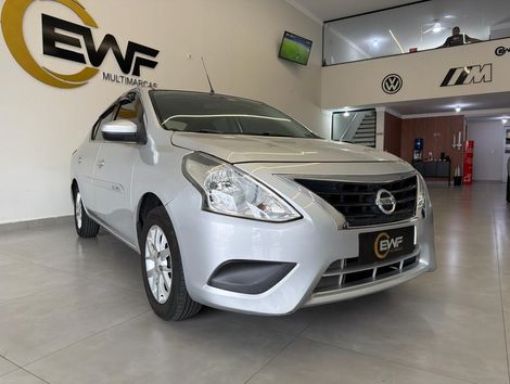 Nissan VERSA SV 1.6 16V FlexStart 4p Aut.