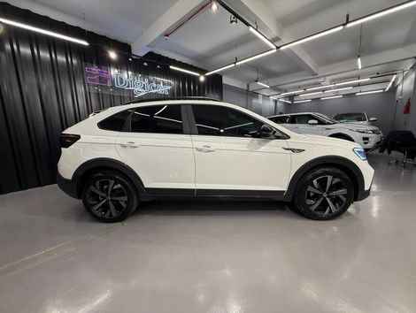 VolksWagen Nivus Highline 1.0 200 TSI Flex Aut.